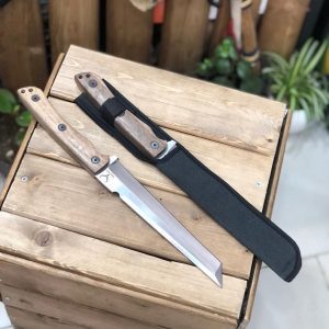 چاقوی تانتو