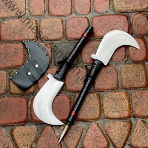 داس نیزه دار