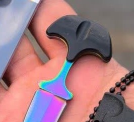 پانچ گردنبندی هفت رنگ