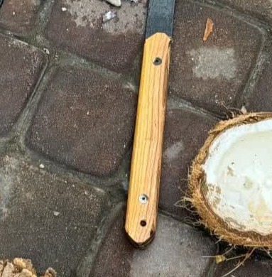 تبر یونانی ضد ضربه