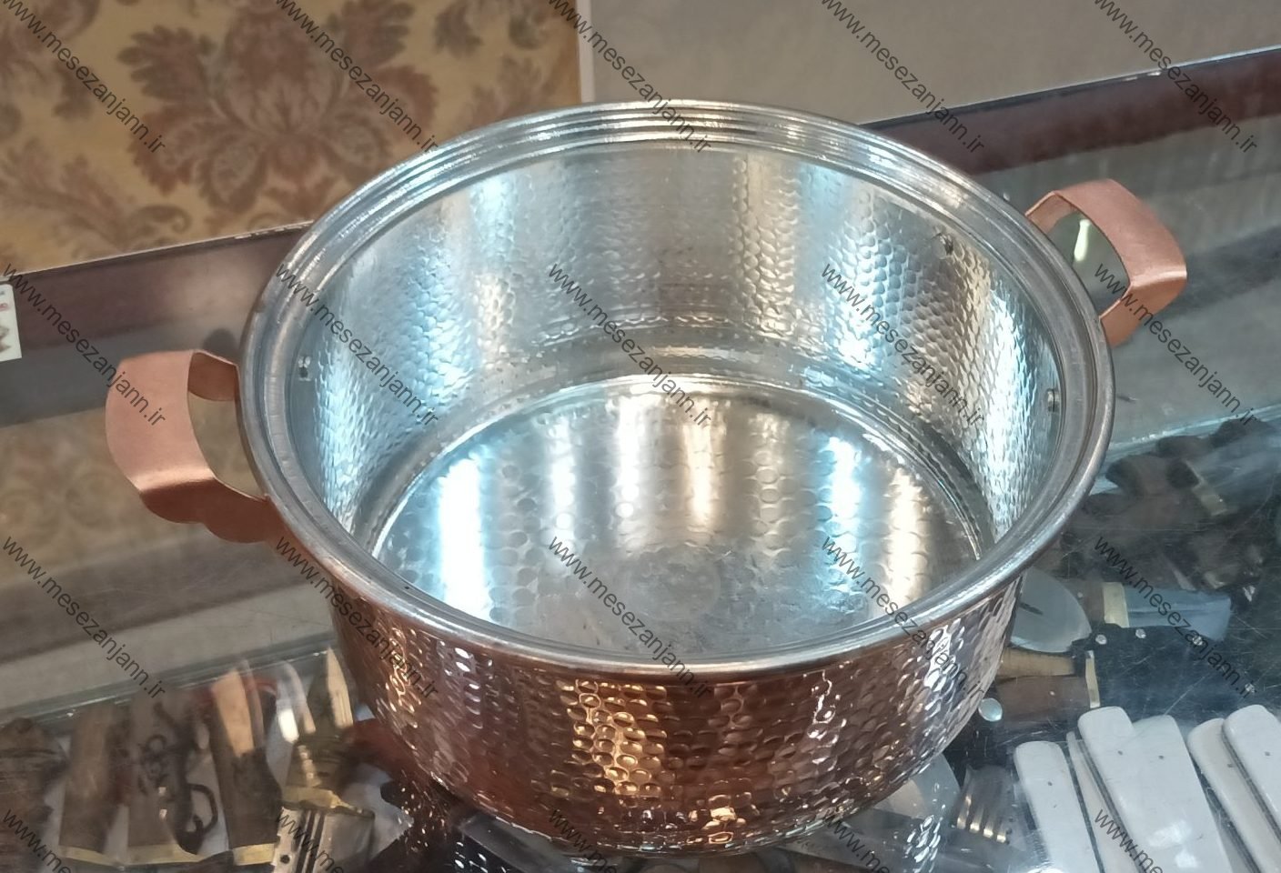 قابلمه مسی سایز متوسط 2 قابلمه مسی سایز متوسط