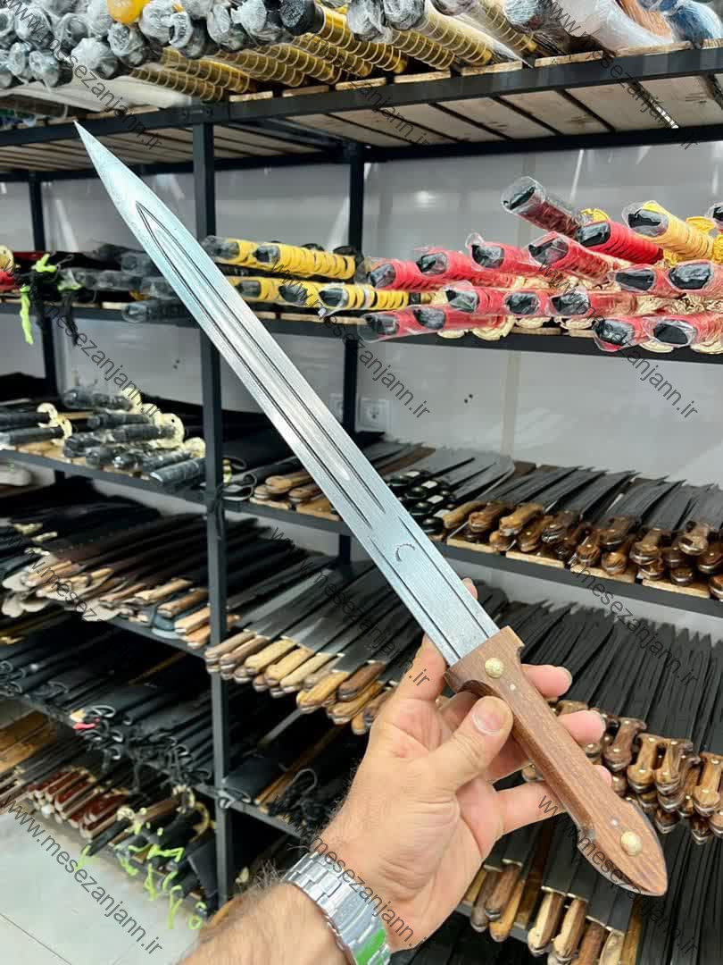 قمه 70 سانتی دسته چوبی 1 قمه 70 سانتی دسته چوبی