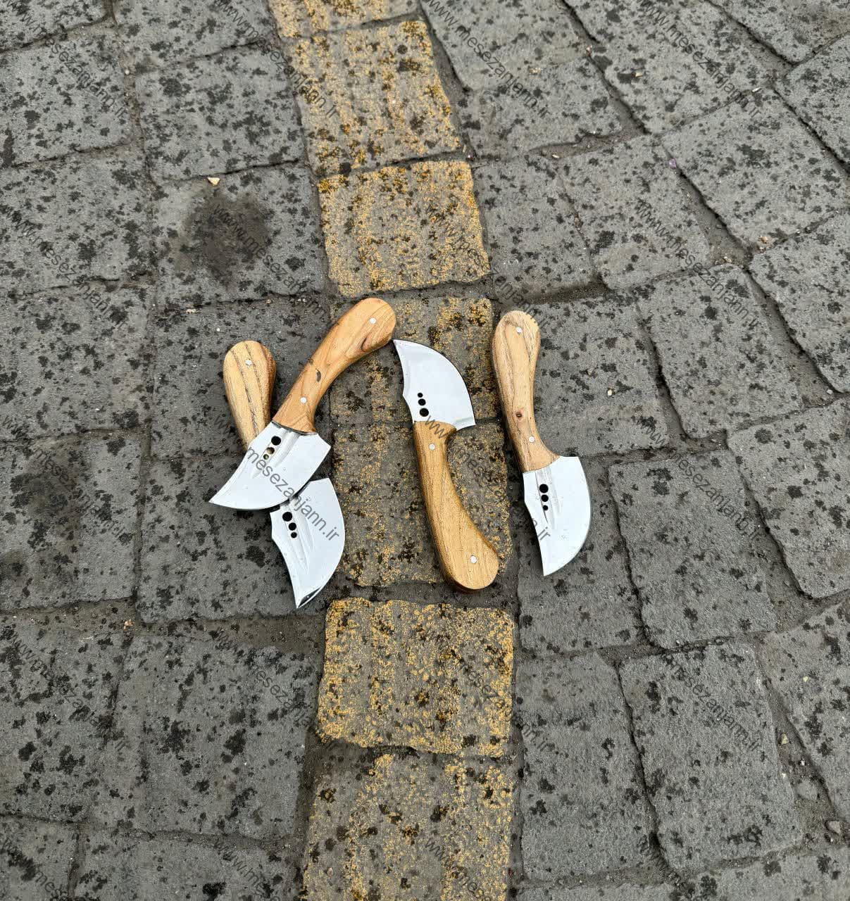 تیزی مینیاتوری 1 تیزی مینیاتوری