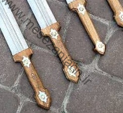 قمه 60 سانتی محرم دسته چوبی 2 قمه 60 سانتی محرم دسته چوبی