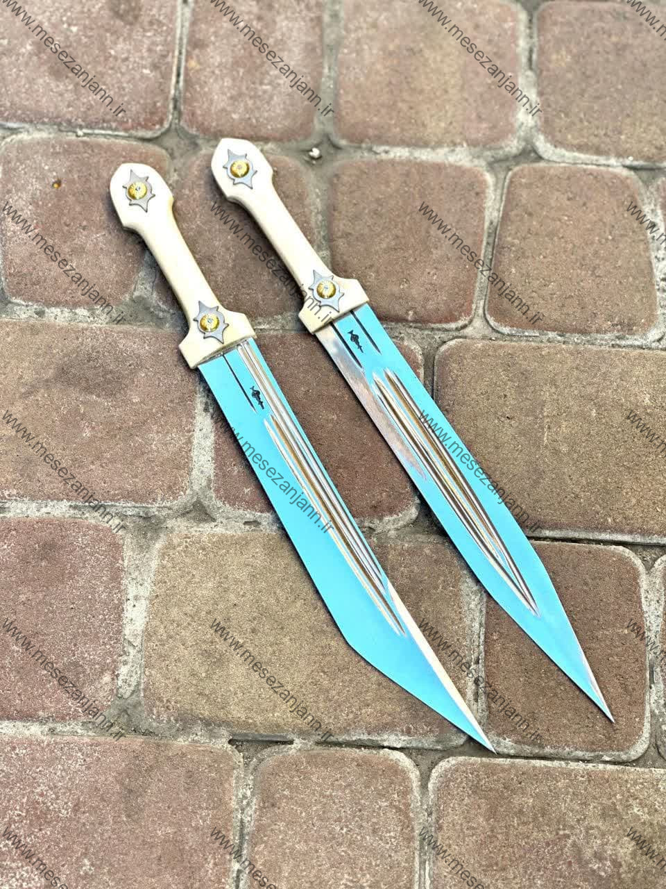 نیمچه قمه دسته استخوان روبین 1 نیمچه قمه دسته استخوان روبین