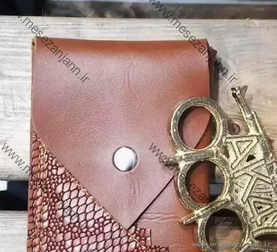 پنجه بکس AK47 طلایی همراه با کیف 3 پنجه بکس AK47 طلایی همراه با کیف