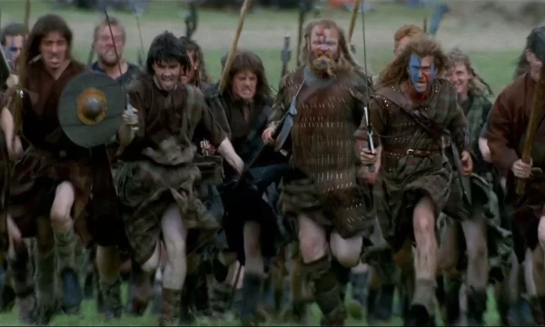 bravehear-william-wallace-his-men-is-running-to-enemies