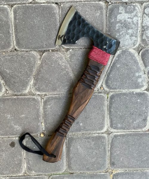 تبر Camper