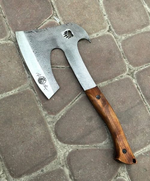 تبر Pilar