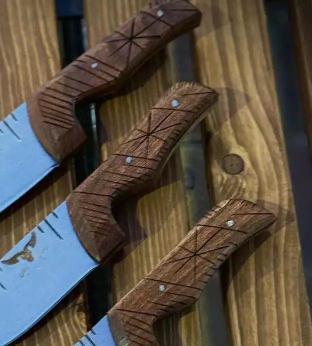 تیزی اهورا زنجانی 2 تیزی اهورا زنجانی